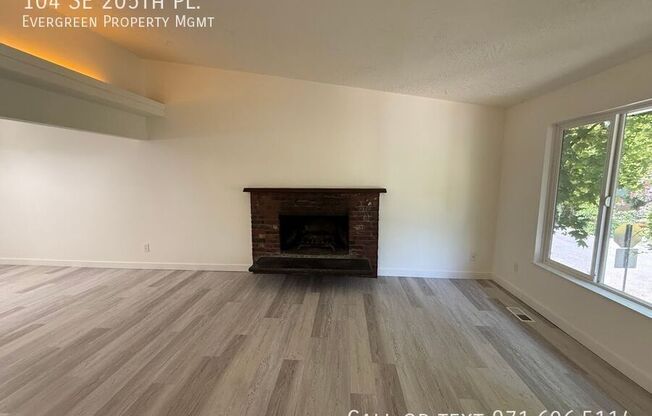 104 SE 205 PL