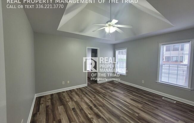 120 SEDGE MDW DR