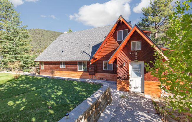 MT CHARLESTON HOME WITH FANTASTIC VIEWS