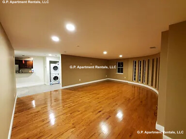 120 WYLLIS ST
