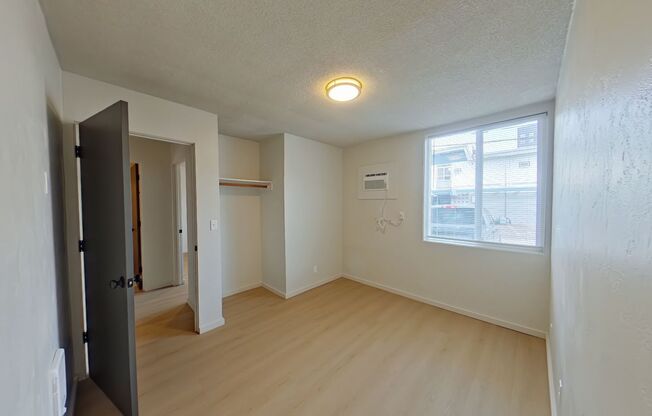 2 beds, 1 bath, 647 sqft, $1,600, Unit 28A