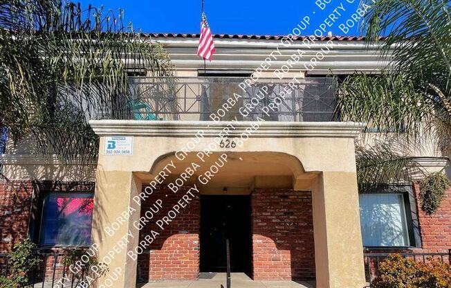 626 W 7 ST