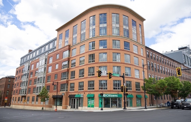 2 beds, 2 baths, 1,206 sqft, $4,600, Unit 225