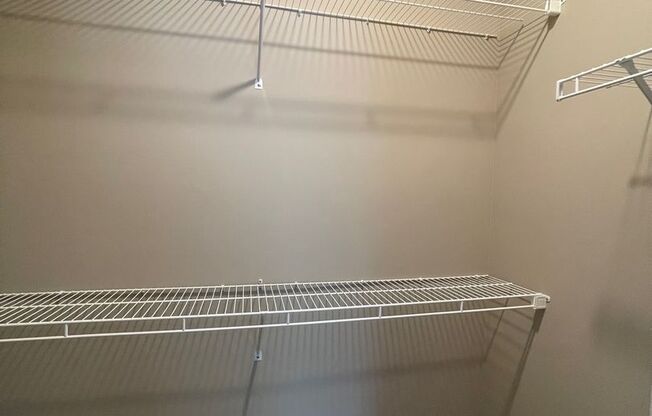 1 bed, 1 bath, 725 sqft, $890, Unit 622