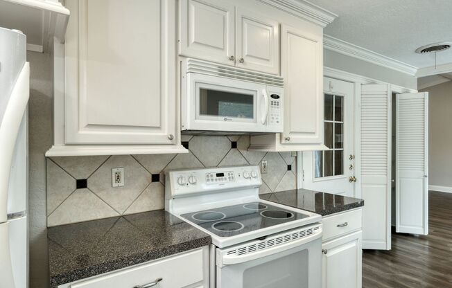804 DUNMAN DR