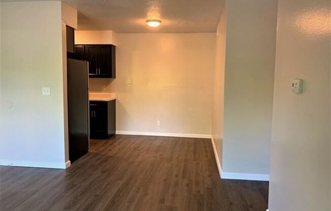 2 beds, 1.5 baths, 835 sqft, $1,085, Unit N-0612