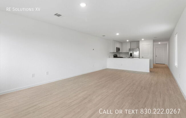 14737 TRENT LNDG