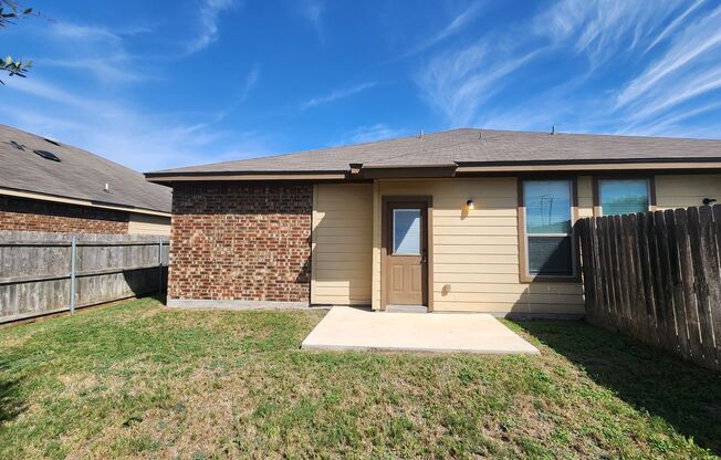 3 beds, 2 baths, $1,495