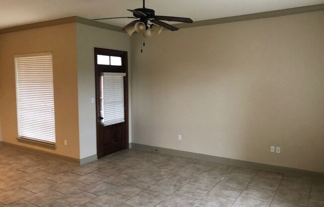 3 beds, 2 baths, $1,900