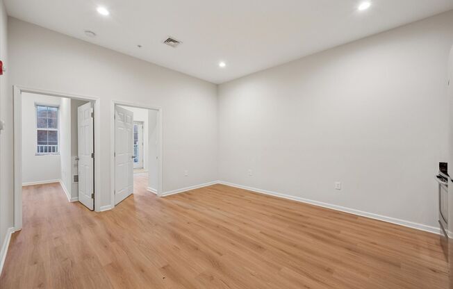 2 Bed 1 Bath Wash West