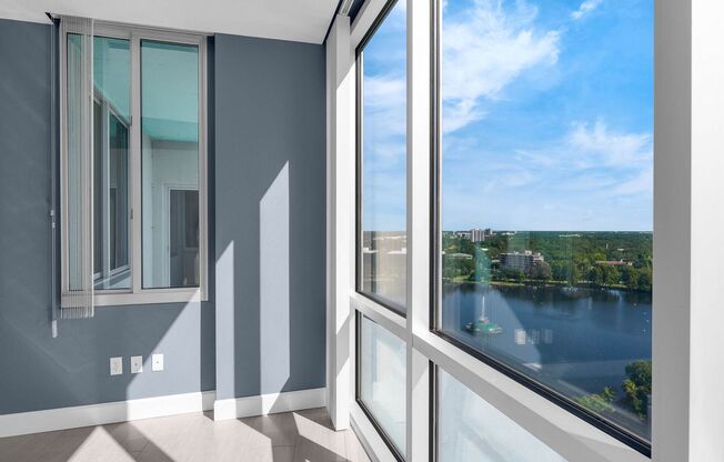 2 beds, 2 baths, $2,850, Unit #1911