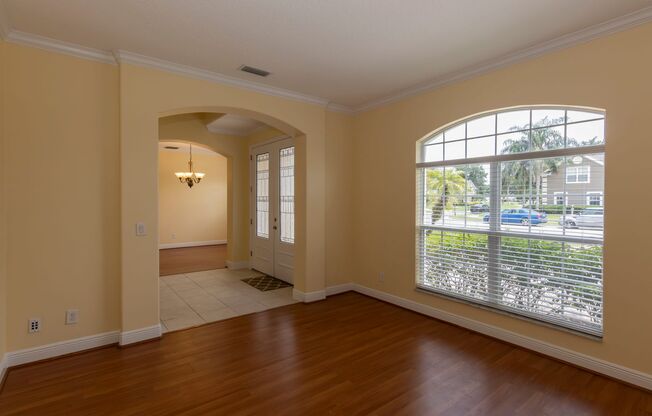 BEAUTIFUL 5 Bedroom/4 Bath Home Located in GATED Belle Meade Community!