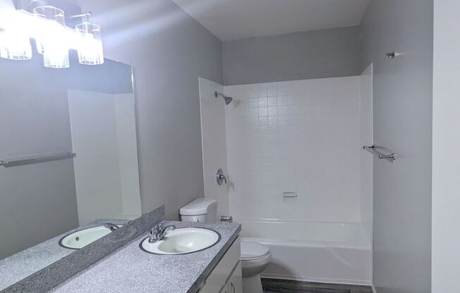 2 beds, 1 bath, 864 sqft, $1,195, Unit Unit 19