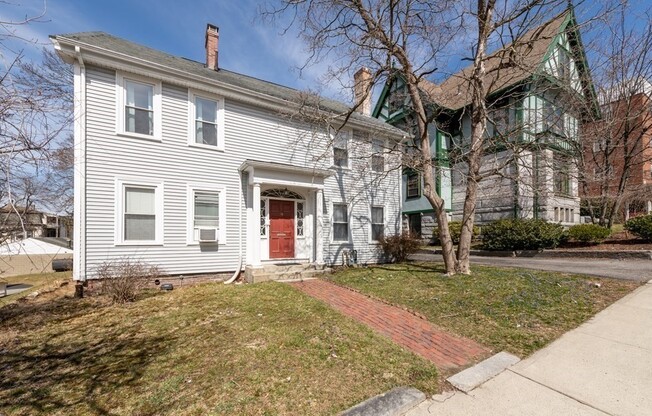 36 CEDAR ST
