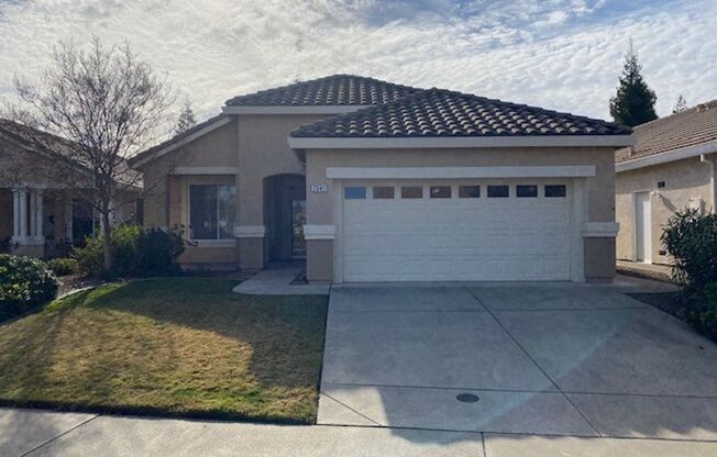 Available January 3rd - Cute 2bd/2ba home in 55+ Sun City Roseville