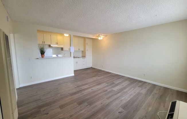 37 unit building close to CSUN!
