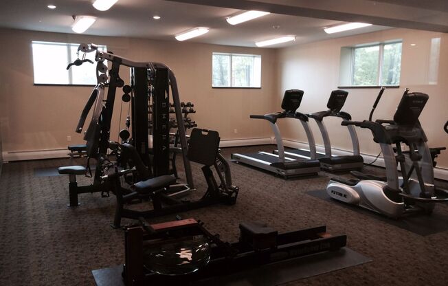 1 bed, 1 bath, 750 sqft, $2,200, Unit 211