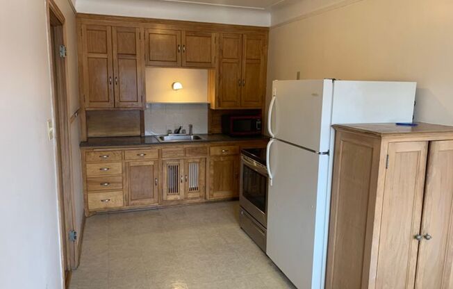 1bd/1ba Condo near UofM and Dinkytown w/ 1 car garage!