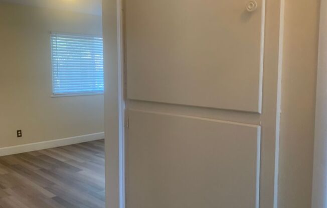 2 beds, 1 bath, $2,295