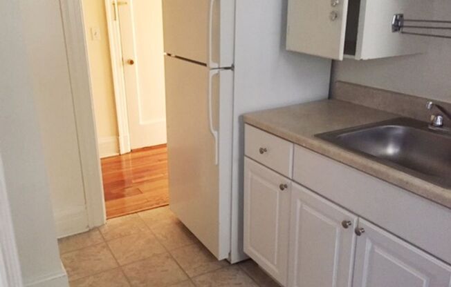1 bed, 1 bath, 550 sqft, $1,325, Unit 102