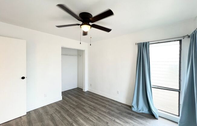 2 beds, 1 bath, $2,350