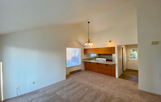 2 beds, 1 bath, $1,650