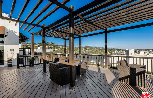 2 beds, 2 baths, 1,212 sqft, $5,000, Unit 116