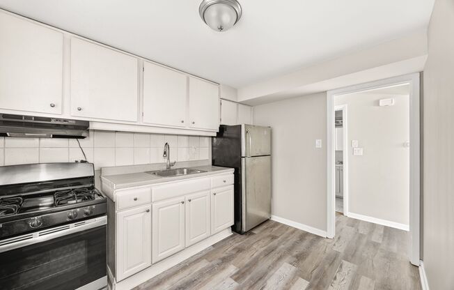 4829 W 31 ST
