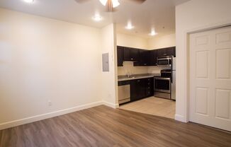 Studio, 1 bath, $1,015, Unit 05