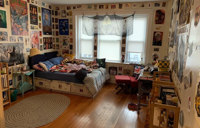 43 LINDEN ST