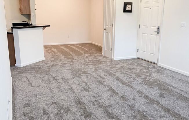 2 beds, 2 baths, $1,800, Unit UNIT 1126