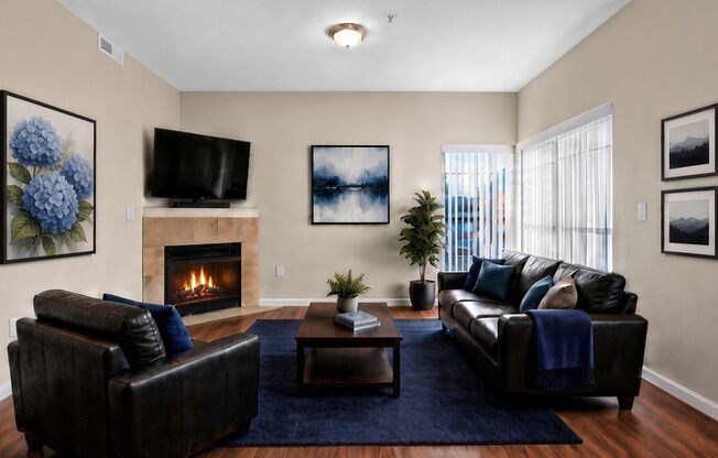 2 beds, 2 baths, 894 sqft, $1,595, Unit 144-36302
