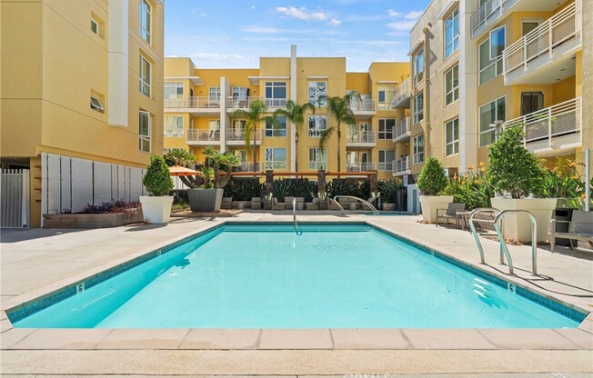 2 beds, 2 baths, 1,050 sqft, $3,450, Unit 206