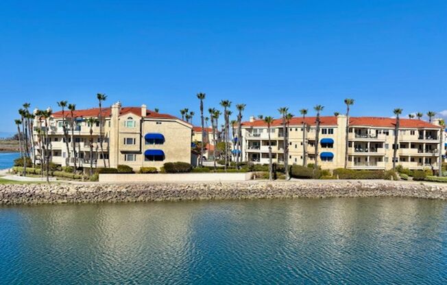 Oxnard | Channel Islands Harbor | 3 Bed + 2 Bath | Luxurious Waterfront Condo | Gated Community | 4249 Harbour Island
