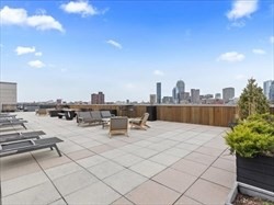 1 bed, 1 bath, 919 sqft, $4,400, Unit 411
