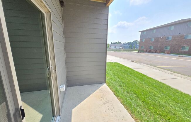 1 bed, 1 bath, 756 sqft, $1,025, Unit 3400 107