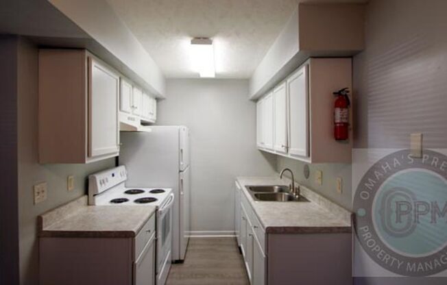 2 beds, 1 bath, 900 sqft, $845, Unit BG/13