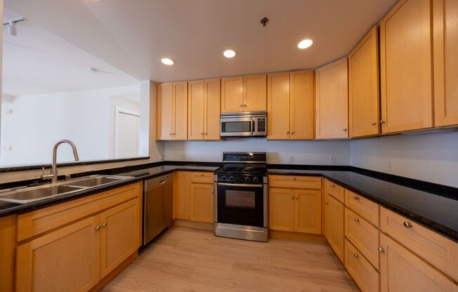 1 bed, 1 bath, 965 sqft, $2,750, Unit 507
