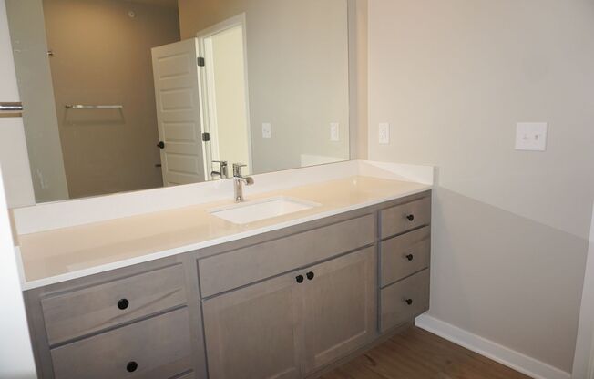 2 beds, 2 baths, 1,257 sqft, $1,729, Unit 403