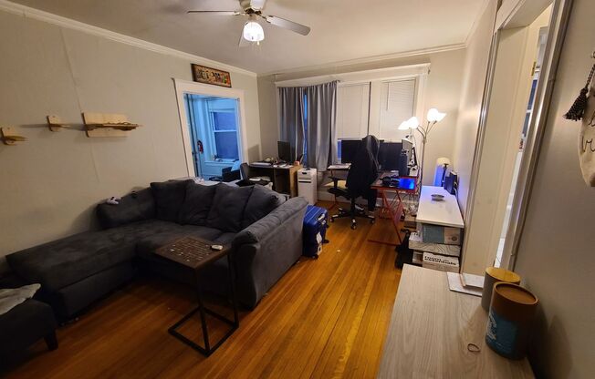 1 bed, 1 bath, $2,050