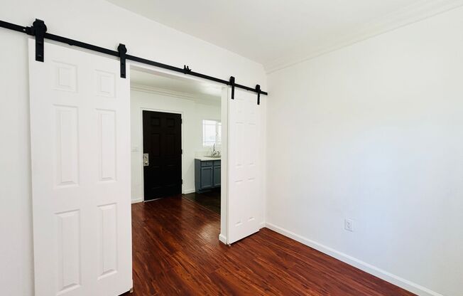 13035 San Fernando