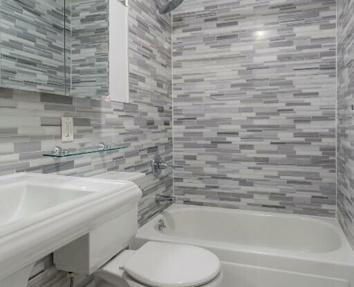 2 beds, 1 bath, $5,495, Unit 2C