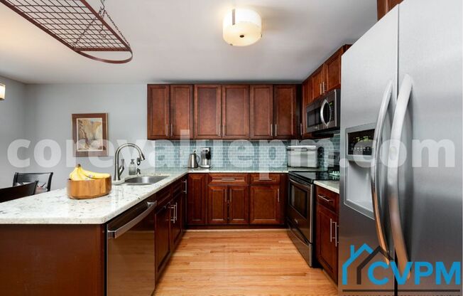 11863 NEW COUNTRY LN