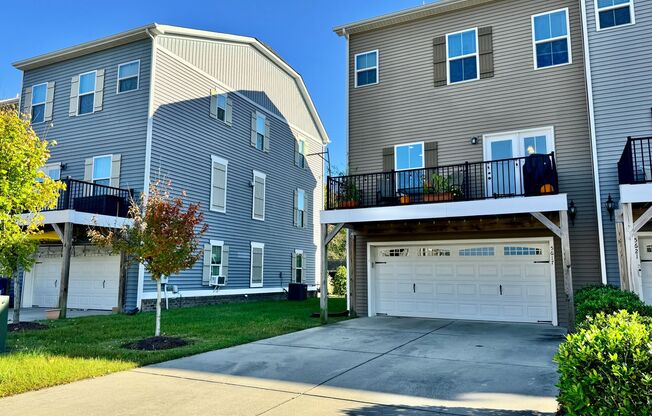 Available 12/05! Townhouse w/Garage - 1st Time Rental, Pet Friendly, All Appliances Convey!