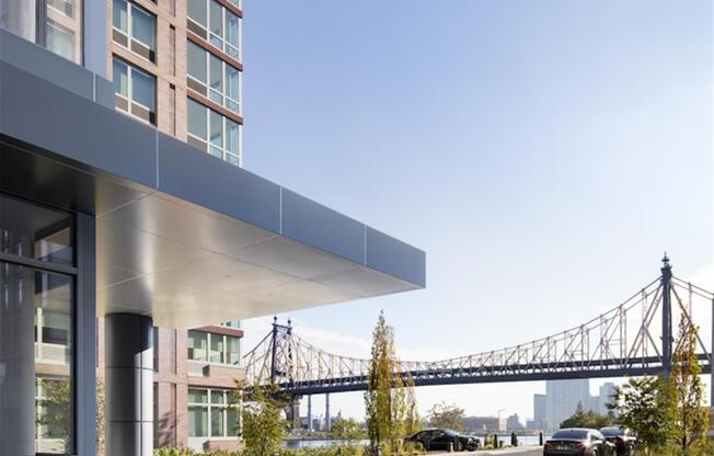 1 bed, 1 bath, $3,995, Unit 21J