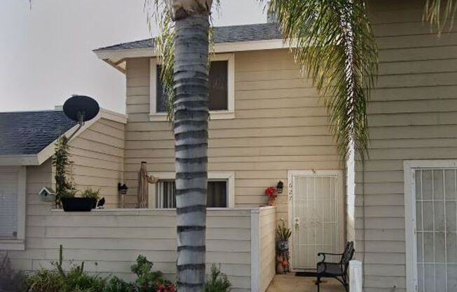 Spacious 2 Bed/2 Bath Home with Private Patio in Lake Elsinore!