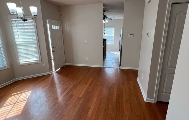 Spacious 3 bedroom 2.5 bathroom Townhome with garage!!!