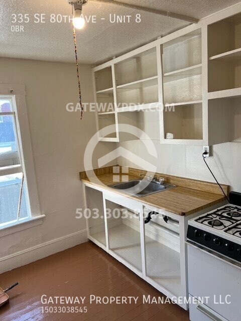 335 SE 80th Ave