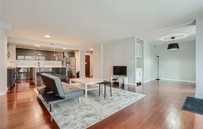 620 Peachtree Street NE