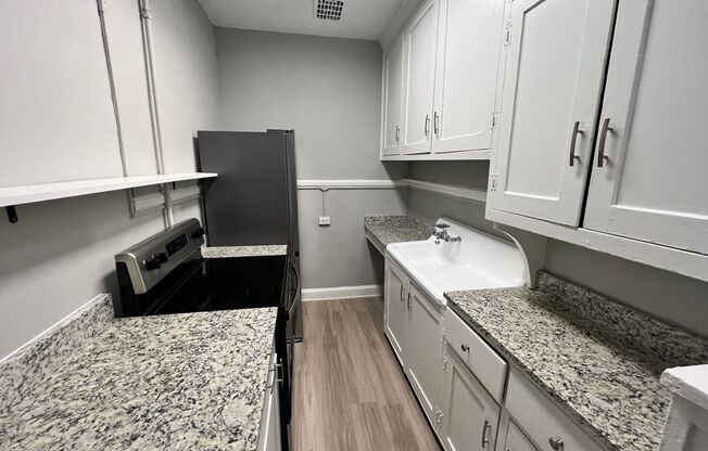 1 bed, 1 bath, 730 sqft, $820, Unit The Ecker A7